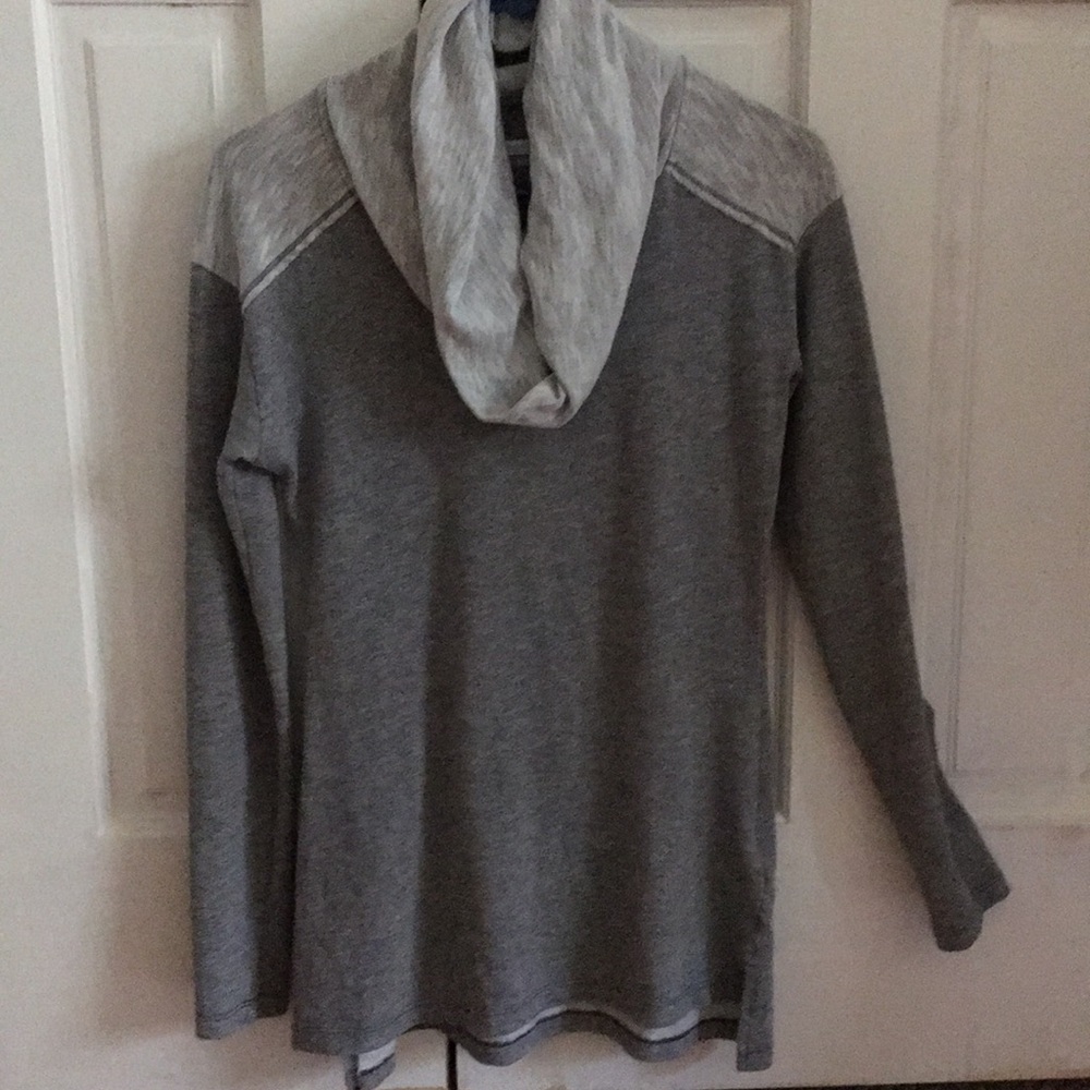 Columbia cowl neck tunic xs